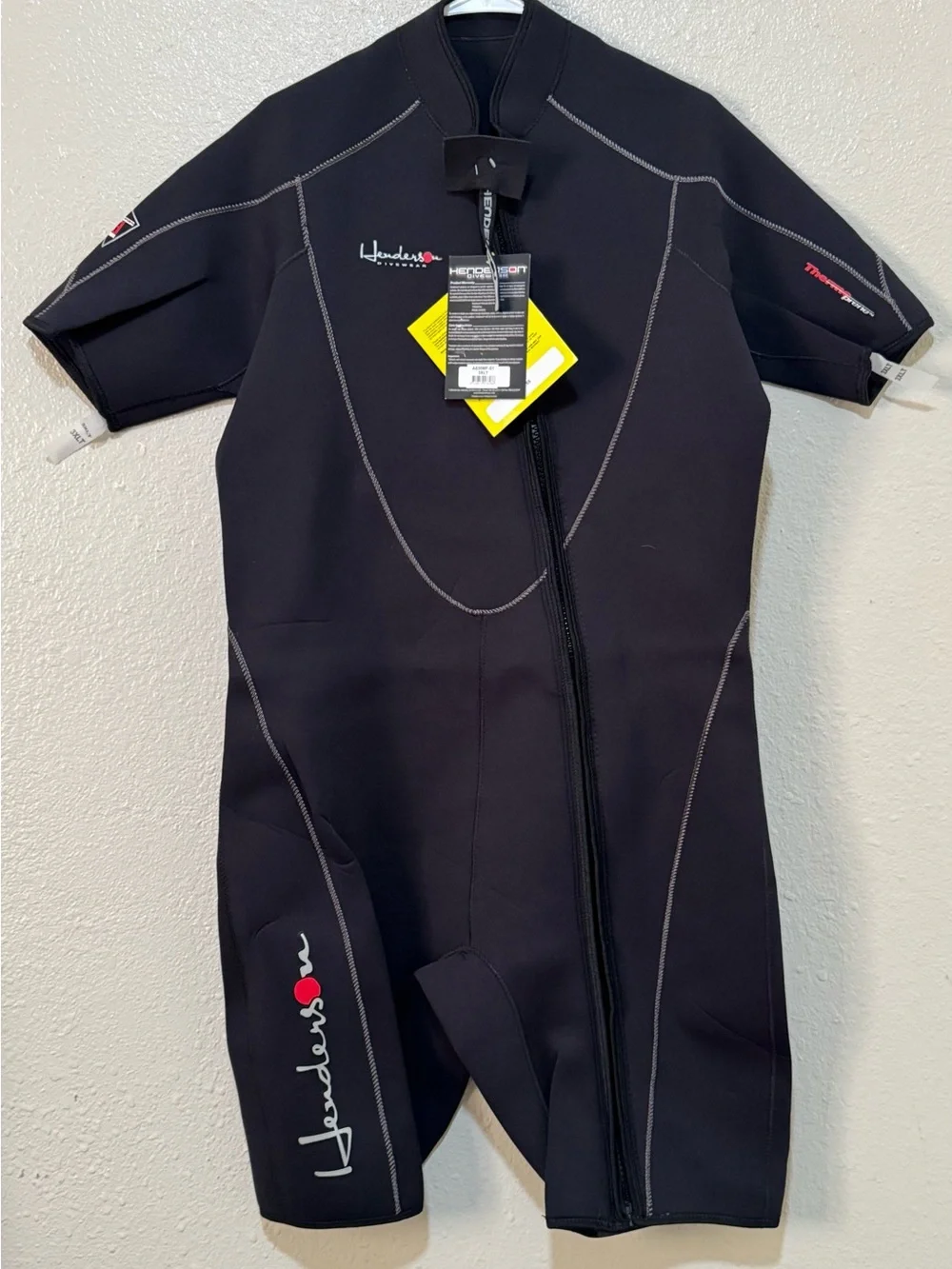 NWT Henderson Thermoprene Men’s Sz. 3XLT Shorty Wetsuit Diving Swim Beach Surf